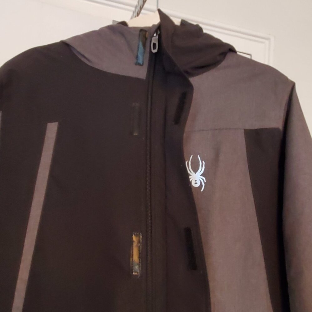 Spyder boys ski jacket_ Youth size large 14/16